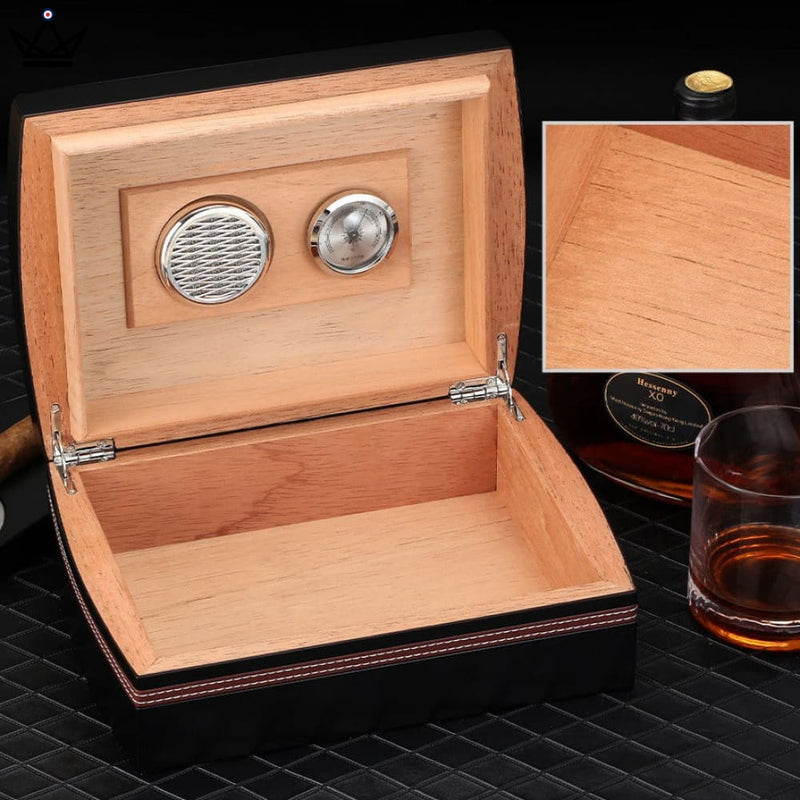 Luxury Cedar Cigar Humidor Gift Set - 30 Capacity