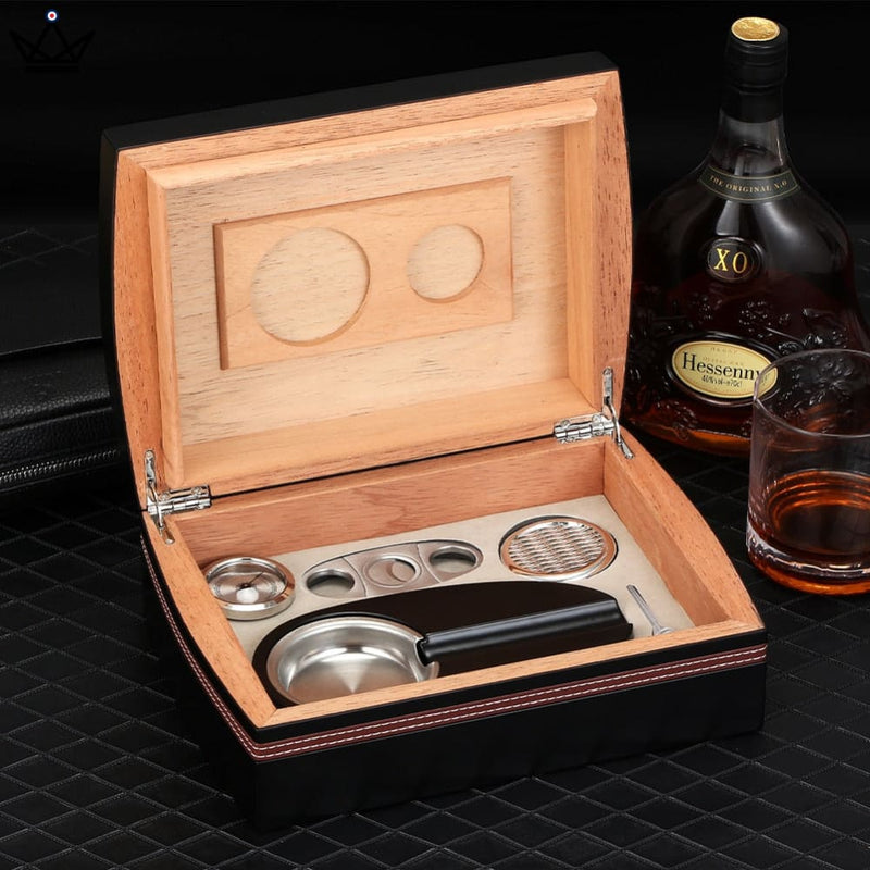 Luxury Cedar Cigar Humidor Gift Set - 30 Capacity