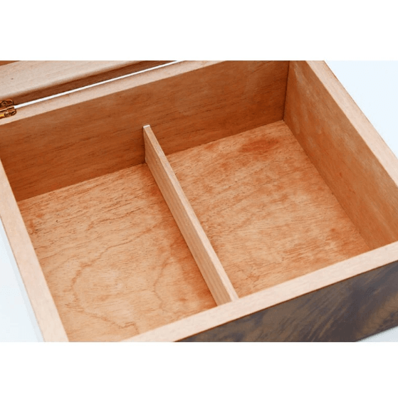 Elegant Cedar Wood Cigar Humidor with Humidifier