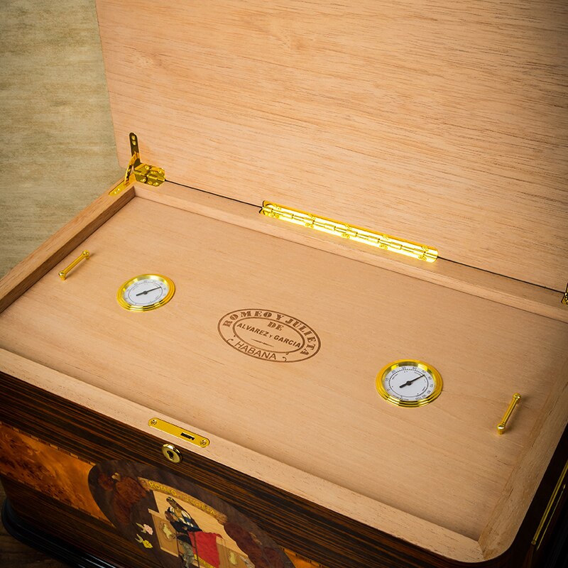 Luxury Cigar Humidor Box for Optimal Preservation