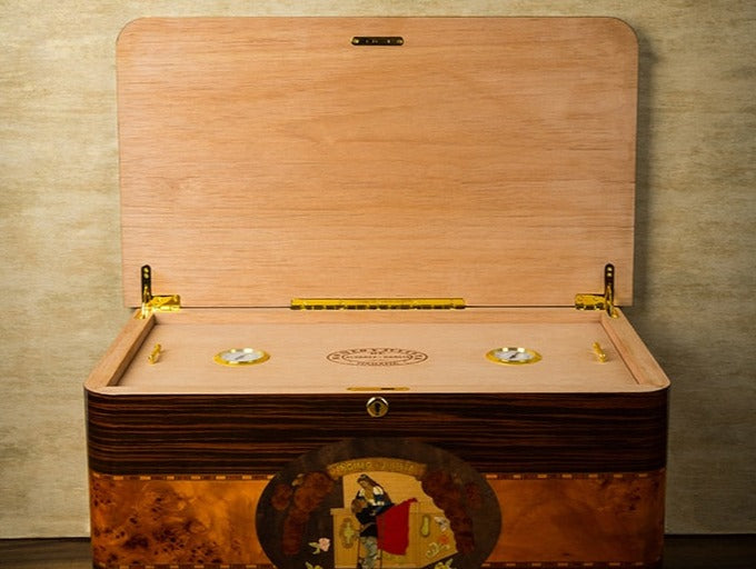 Luxury Cigar Humidor Box for Optimal Preservation