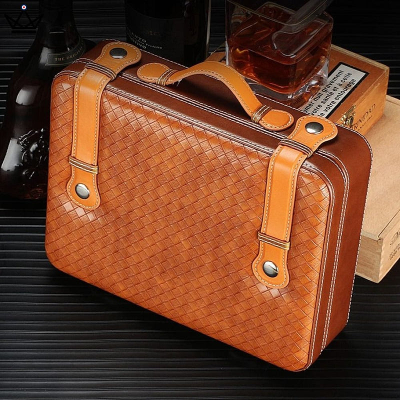 Leather Travel Cigar Humidor with Hygrometer