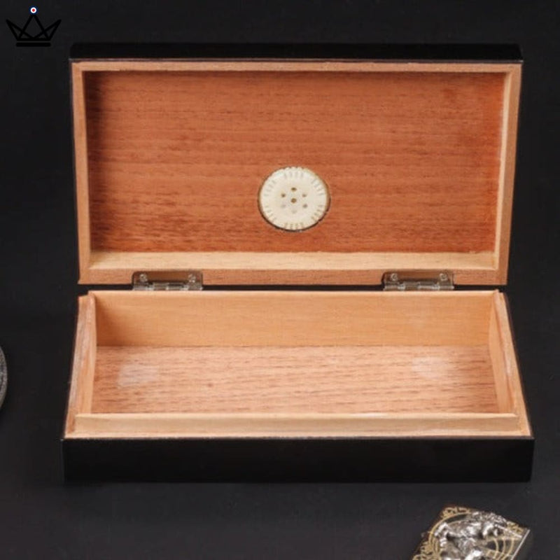 Wooden Cigar Humidor Box with Built-in Hygrometer