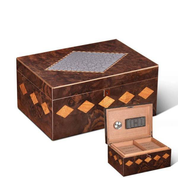 Luxury Spanish Cedar Cigar Humidor with Hygrometer