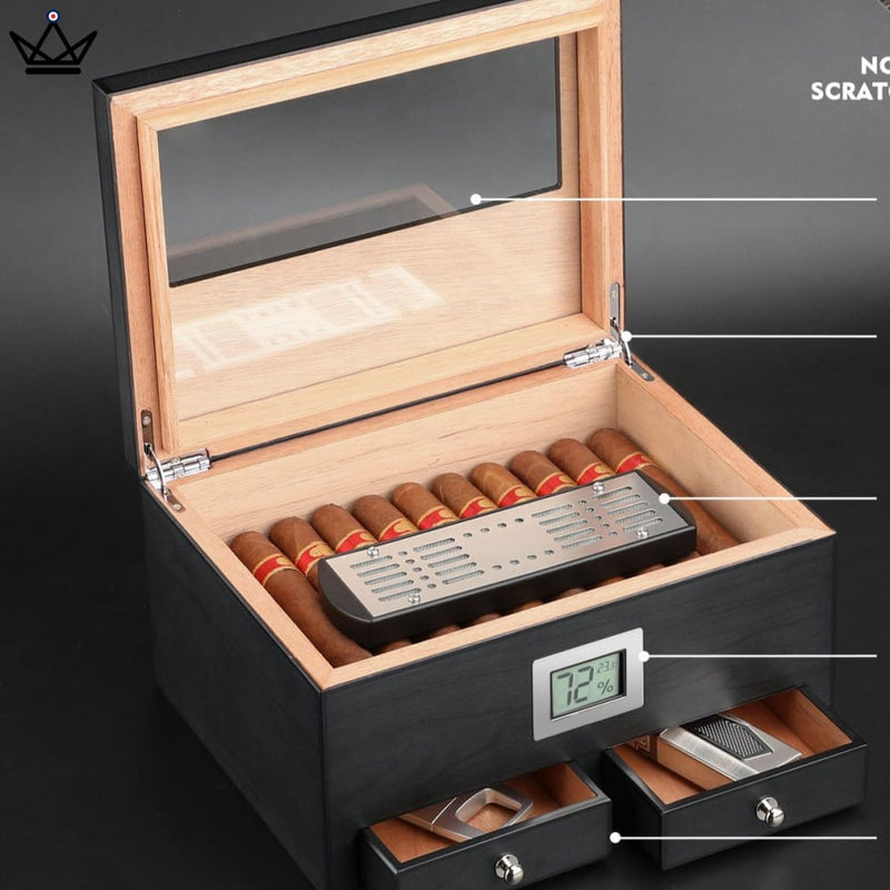 Elegant Cedar Cigar Humidor with Digital Hygrometer