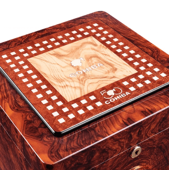 Luxury Cedar Cigar Humidor with Advanced Humidifier