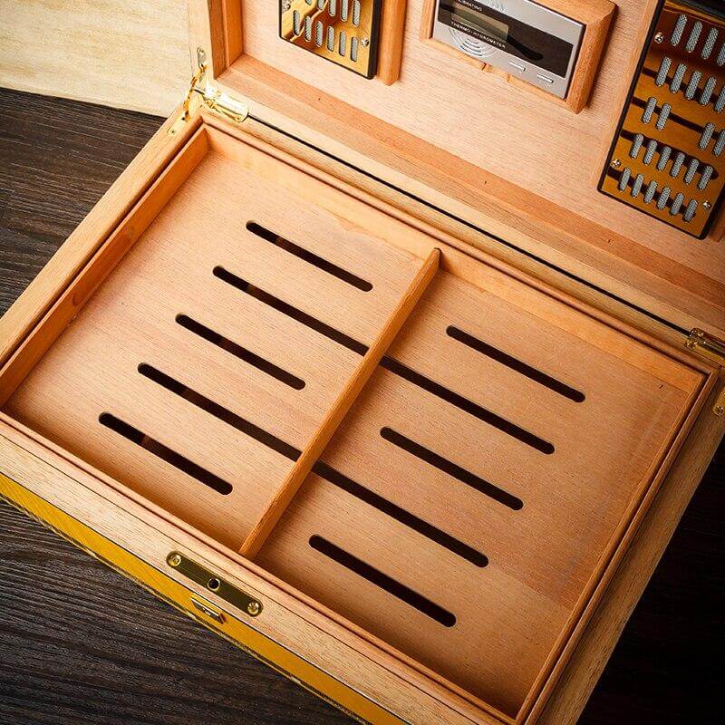 Luxury Cigar Humidor with Advanced Humidifier