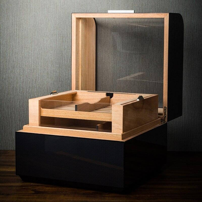 Luxury Cedar Wood Cigar Humidor with Hygrometer