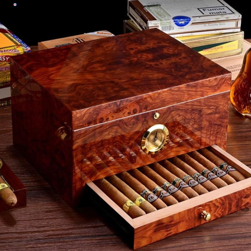 Luxury Cedar Cigar Humidor Box - 50-60 Capacity