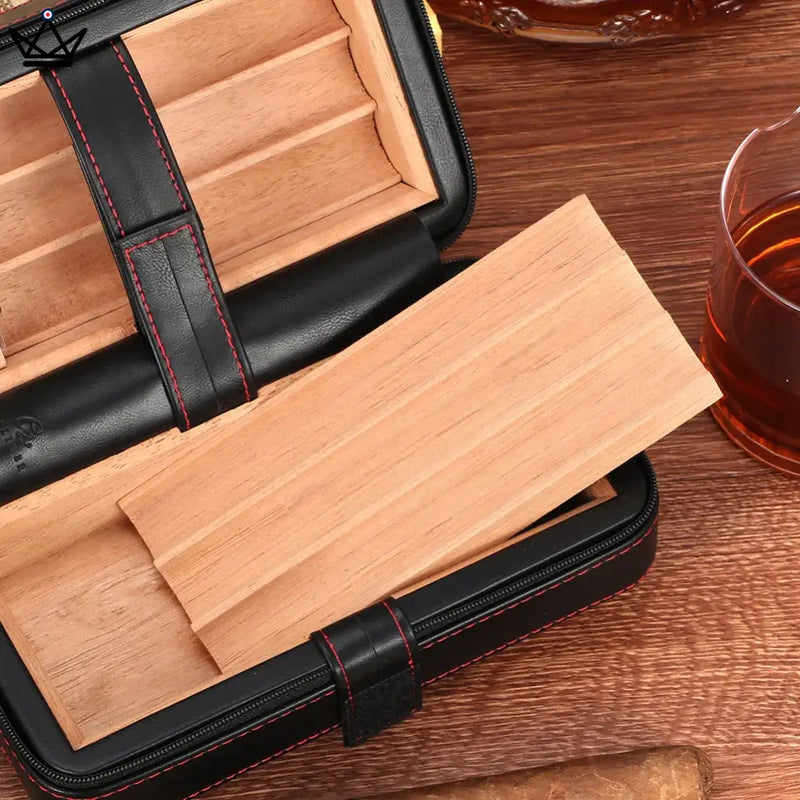 Luxury Leather Travel Cigar Humidor - Elegant & Practical