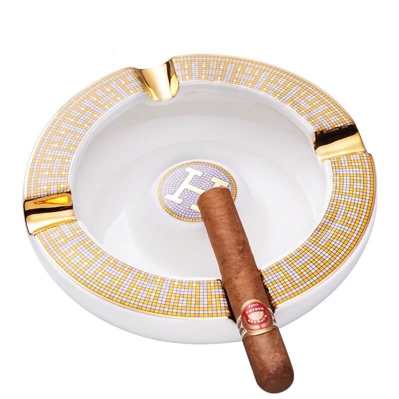 Luxury Ceramic Cigar Ashtray - Exquisite Design