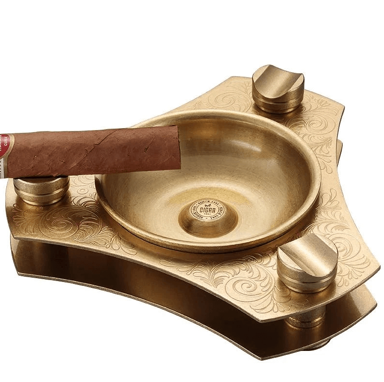 Luxury Gold Cigar Ashtray - Elegant Design