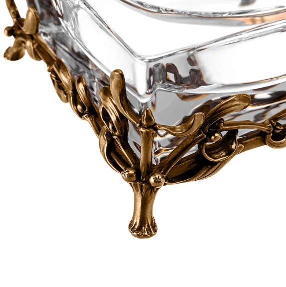 Crystal Cigar Ashtray for Refined Connoisseurs