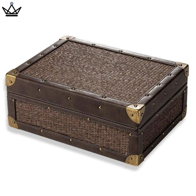 Elegant Cedar & Leather Cigar Humidor - 50 Capacity