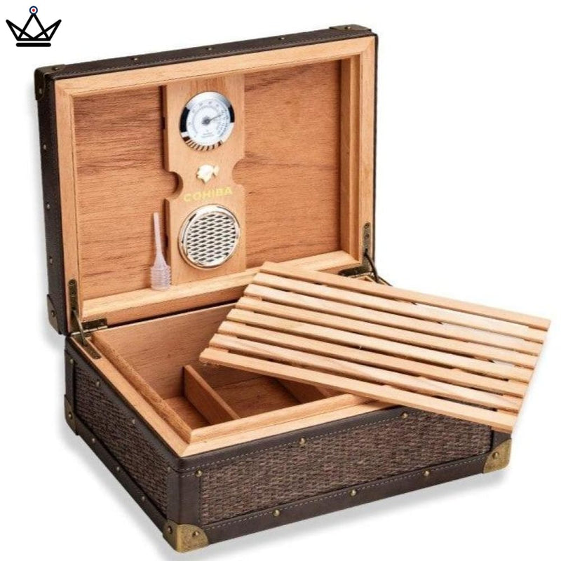 Elegant Cedar & Leather Cigar Humidor - 50 Capacity